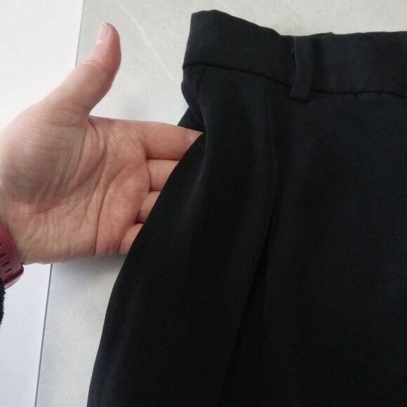 $5 LAST CALL! UNIQLO | Tapered Dress Pants - Picture 8 of 11